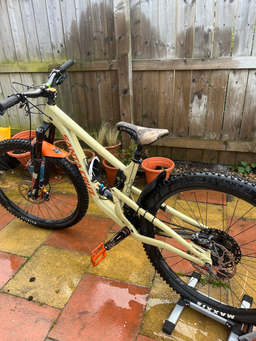 Santa Cruz Hightower S / Carbon C / 29 2020