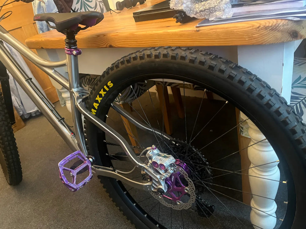 Banshee/HOPE Custom Build  Banshee Paradox Raw Frame L 2024