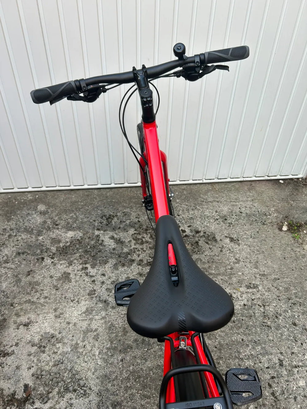 Trek FX 2 Disc Equipped Stagger 2023