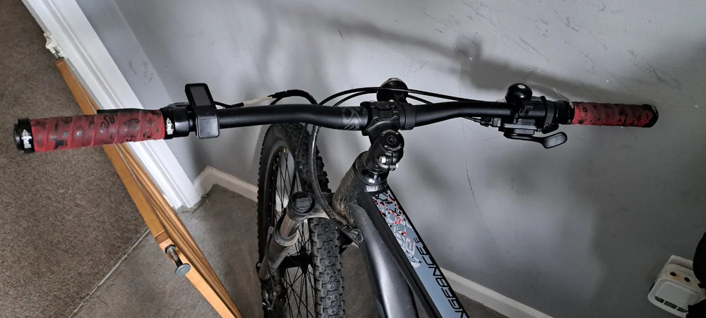 Carrera Vengeance E Mens Electric Mountain Bike 2.1 2023