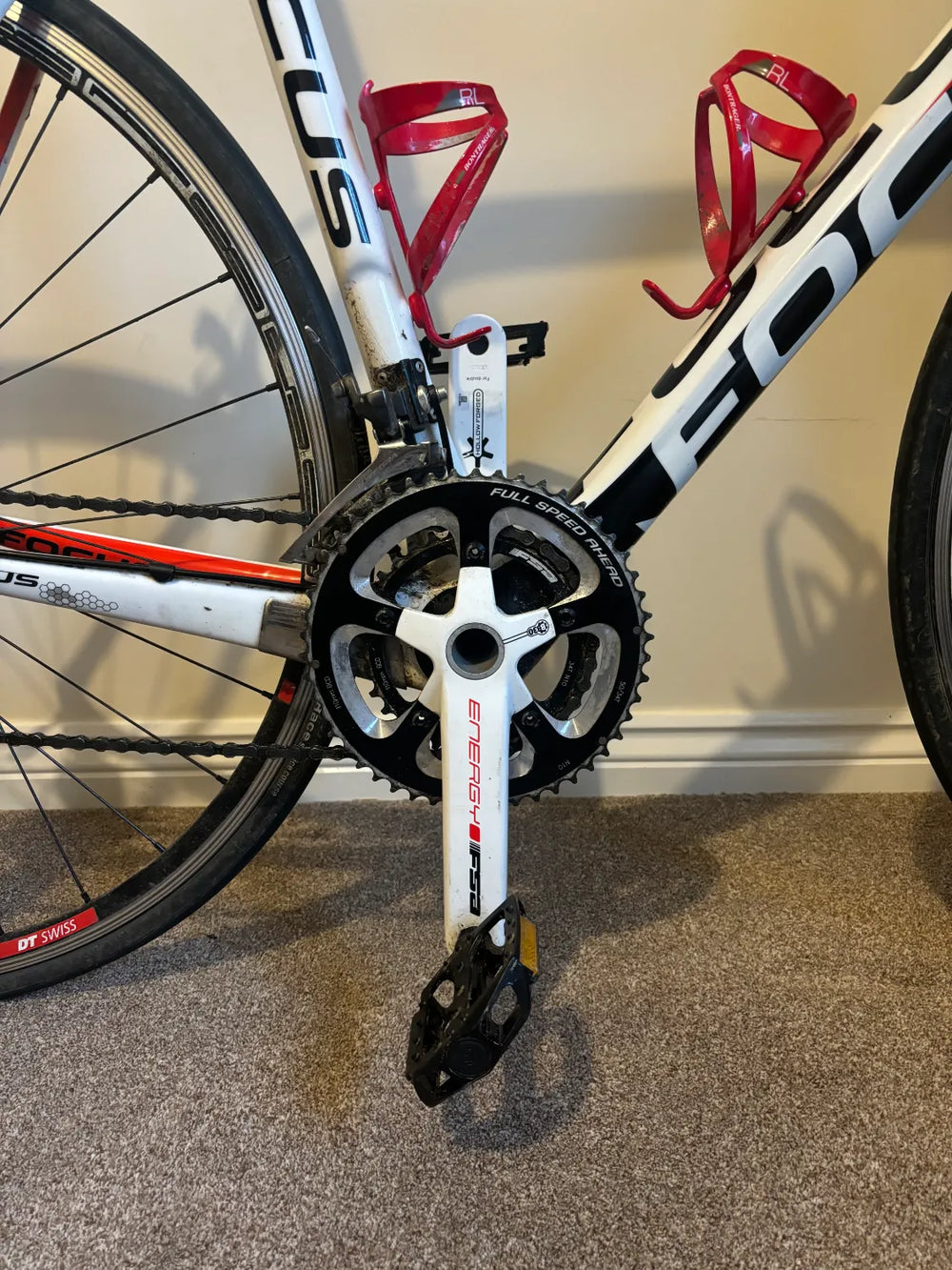 Focus Izalco Pro 2.0 Carbon Road Bike – Shimano Ultegra 2013