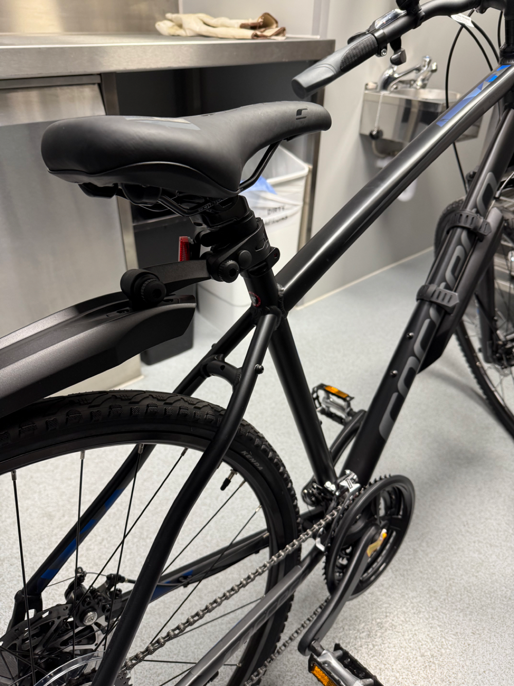 Carrera Crossfire 2 Mens Hybrid Bike 2021