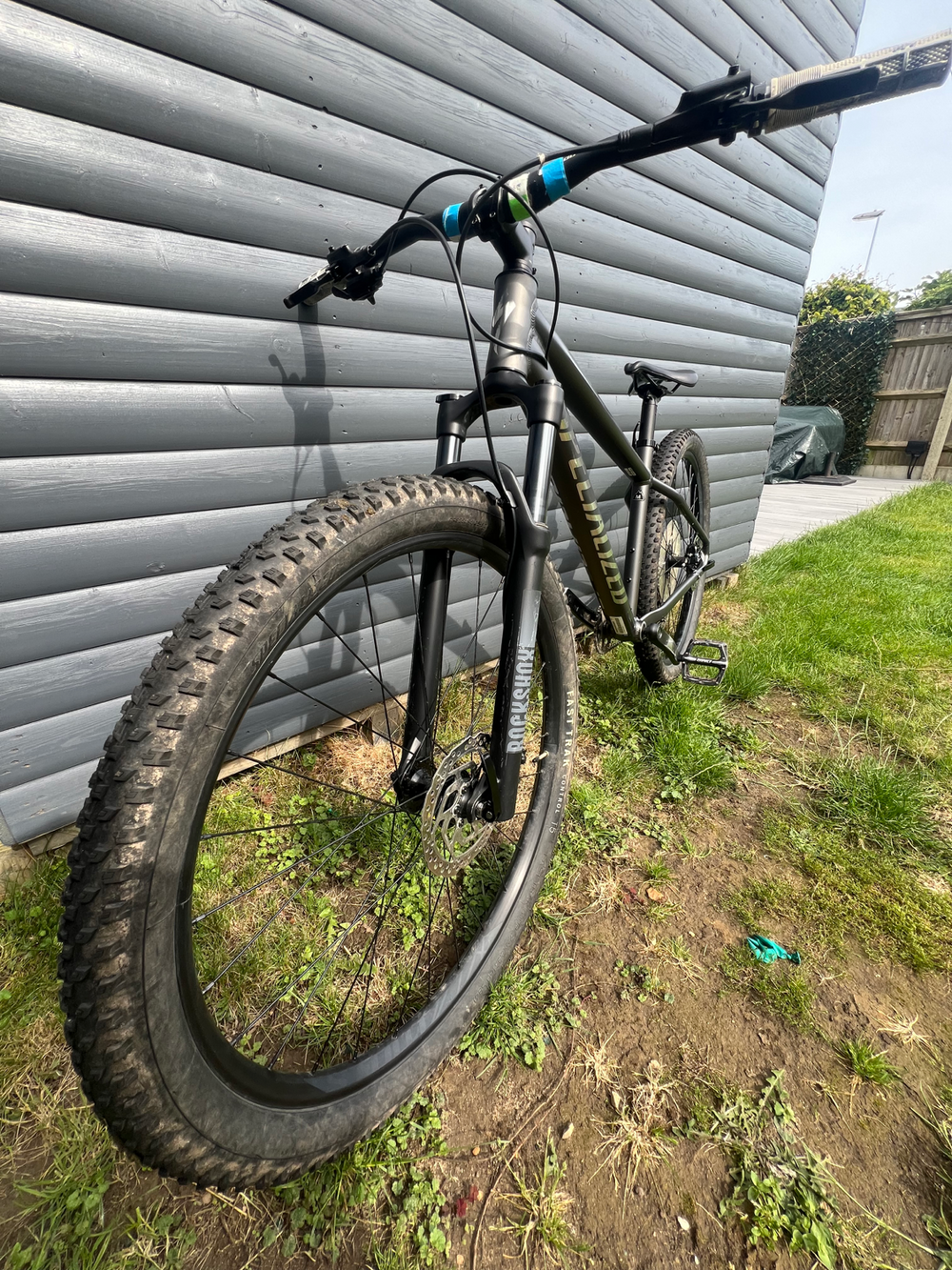 Specialized Rockhopper Expert KH 27.5 2024