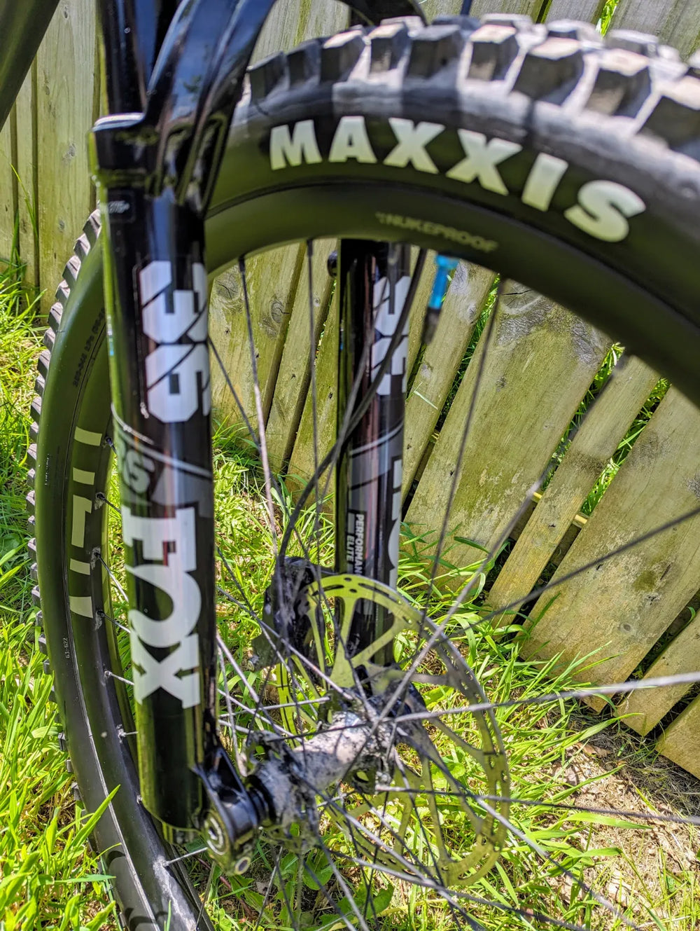 Nukeproof Reactor 290 Carbon Elite 2023
