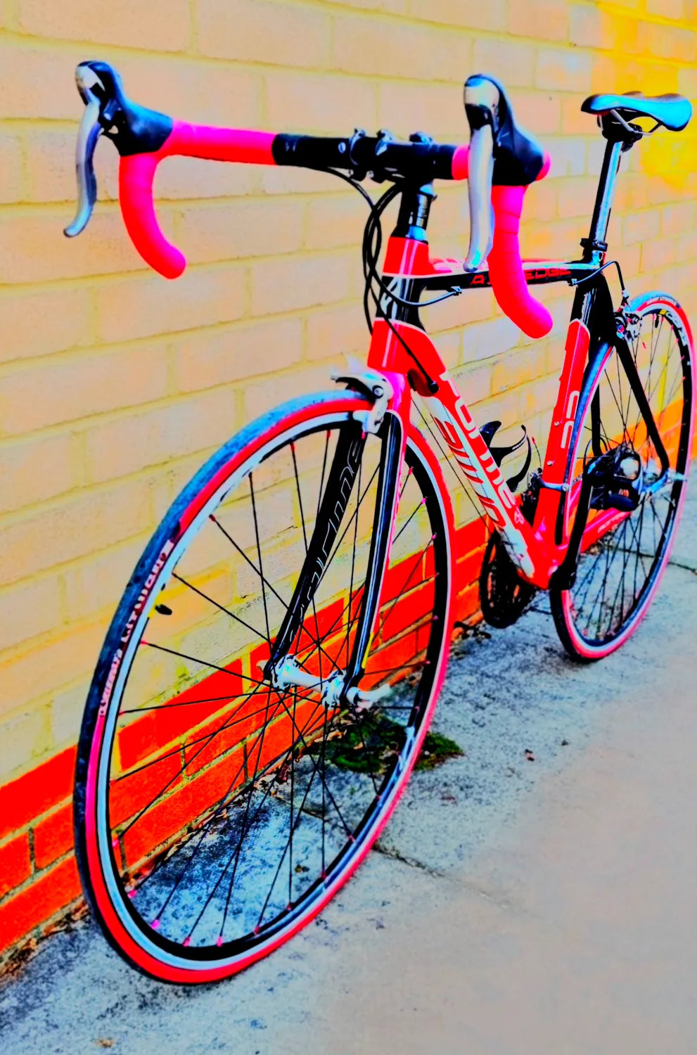 FORME COMP Shimano 105 Groupset AXE EDGE FULL CARBON ROAD BIKE 54CM22 FRAME FORME COMP Shimano 105 Groupset AXE EDGE FULL CARBON ROAD BIKE 54CM22 FRAME 2016