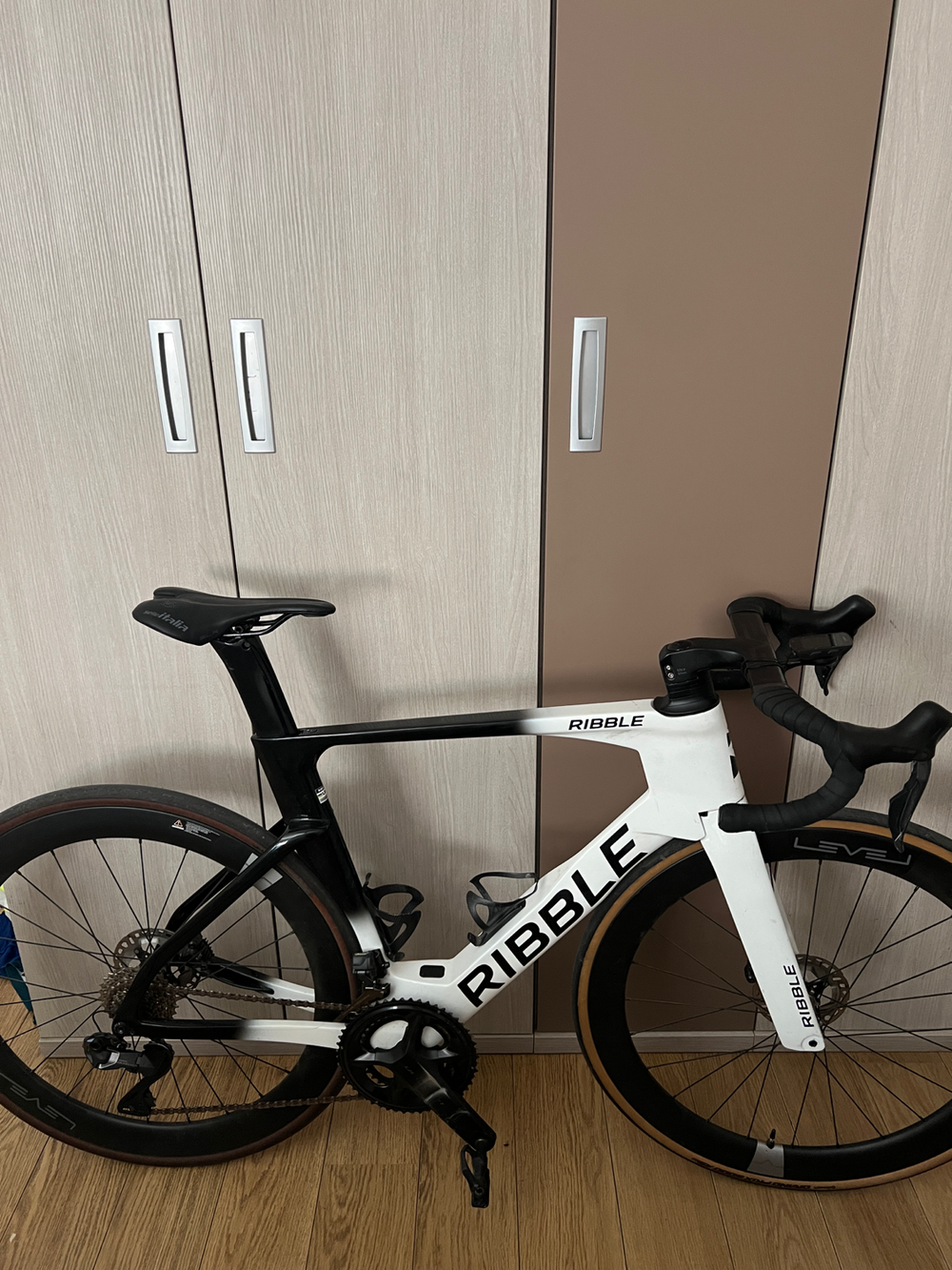 Ribble Ultra SL - Pro - Shimano Ultegra Di2 2023