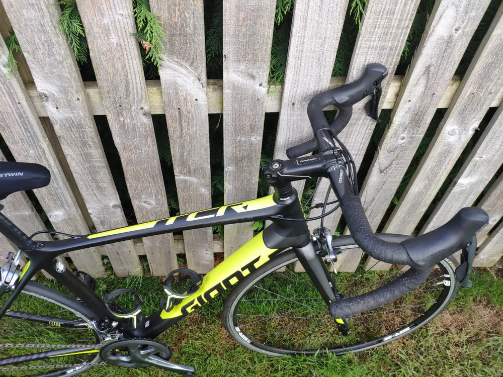 Giant TCR  ADVANCED  3 2010