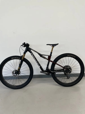Orbea Oiz M-team FACTORY 2025