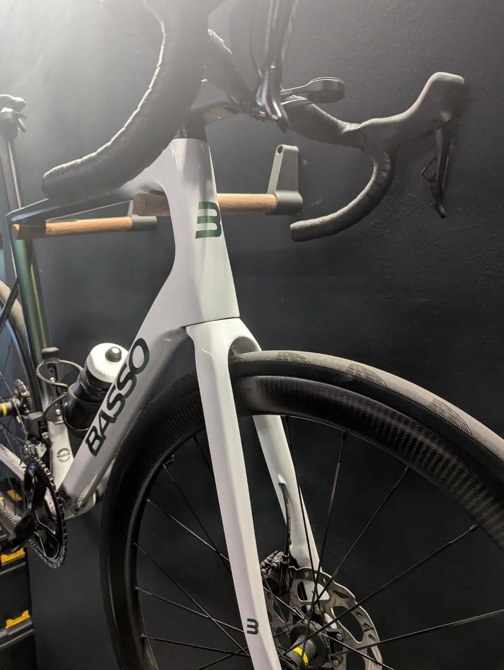 Basso Astra Shimano 105 Di2 2024