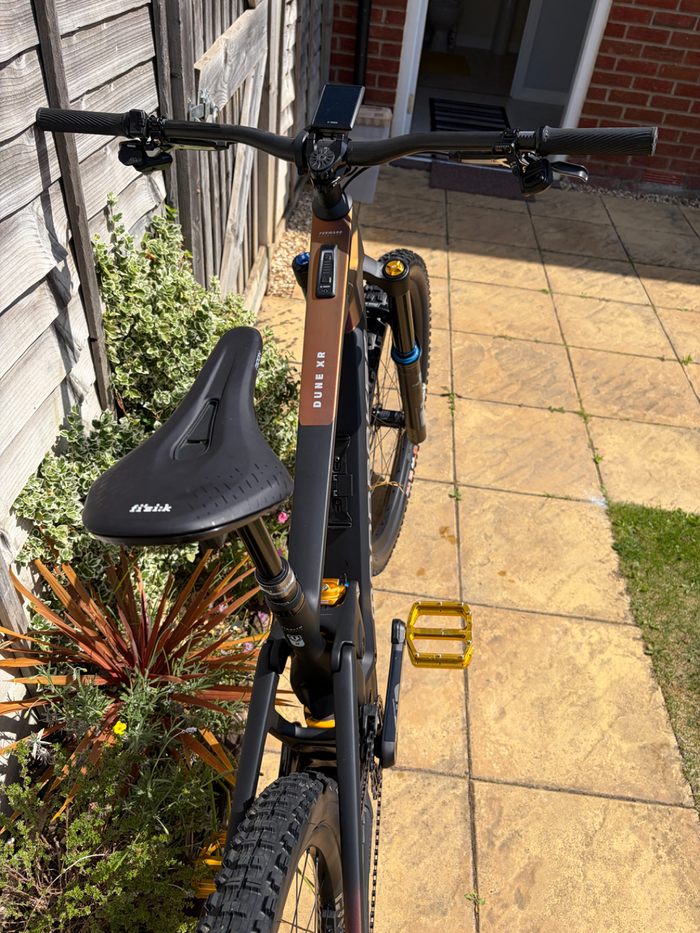 Mondraker Dune Carbon XR 2025