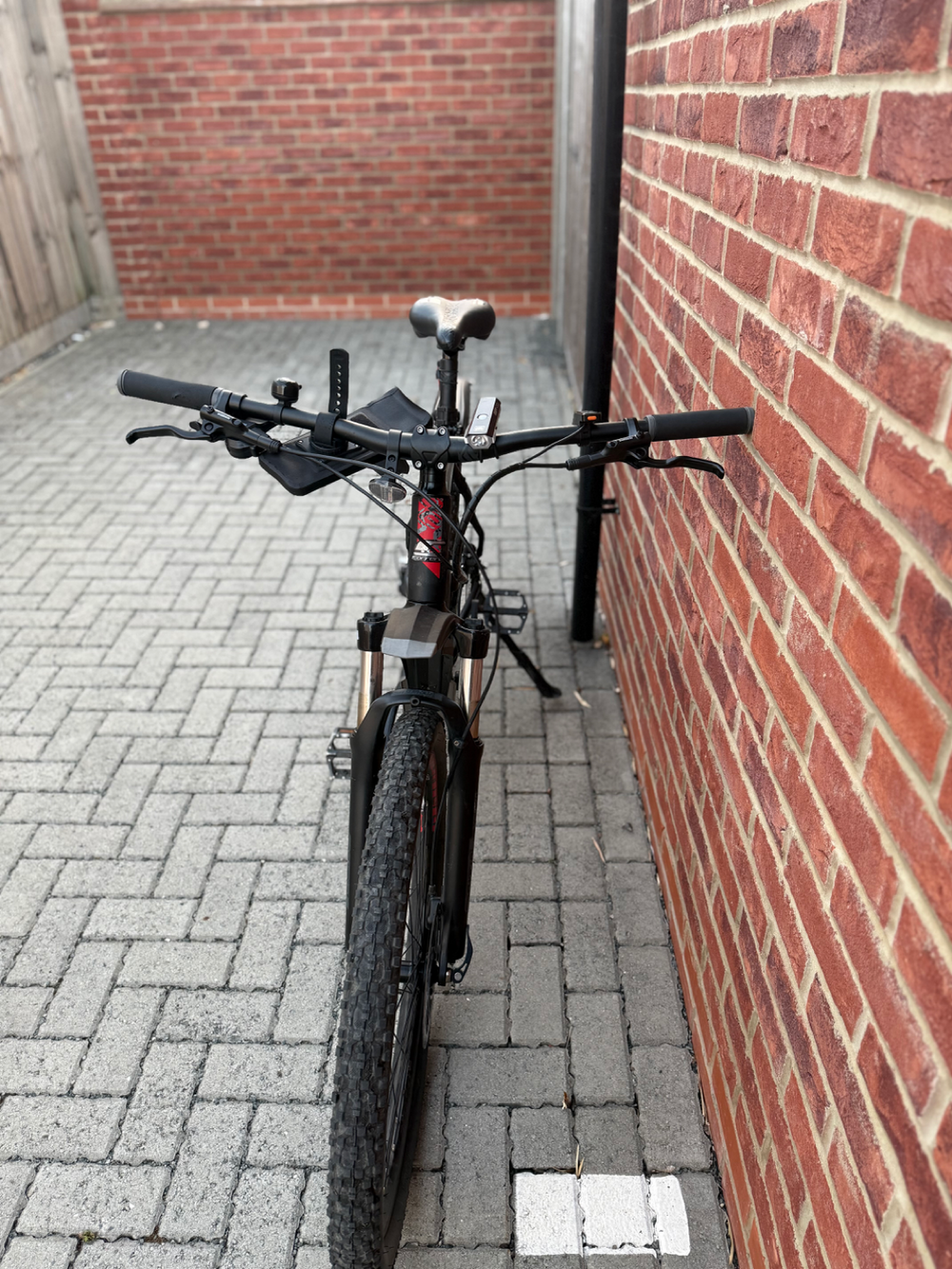 Carrera Vengeance E Mens Electric Mountain Bike 2.1 2023
