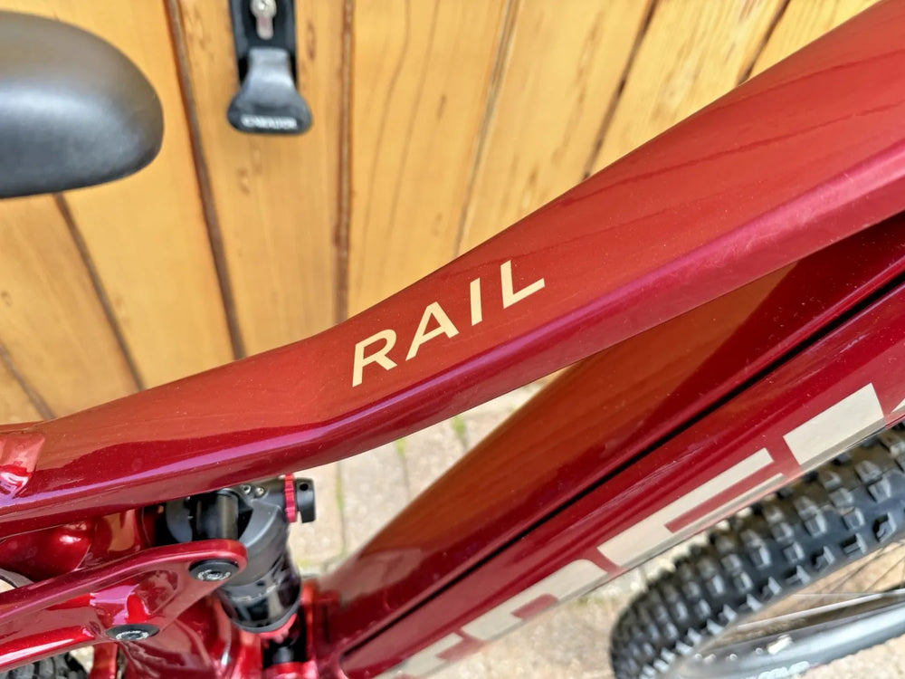 Trek RAIL 5 FULL SUSPENSION MOUNTAIN EBIKE **SMALL FRAME** 2023