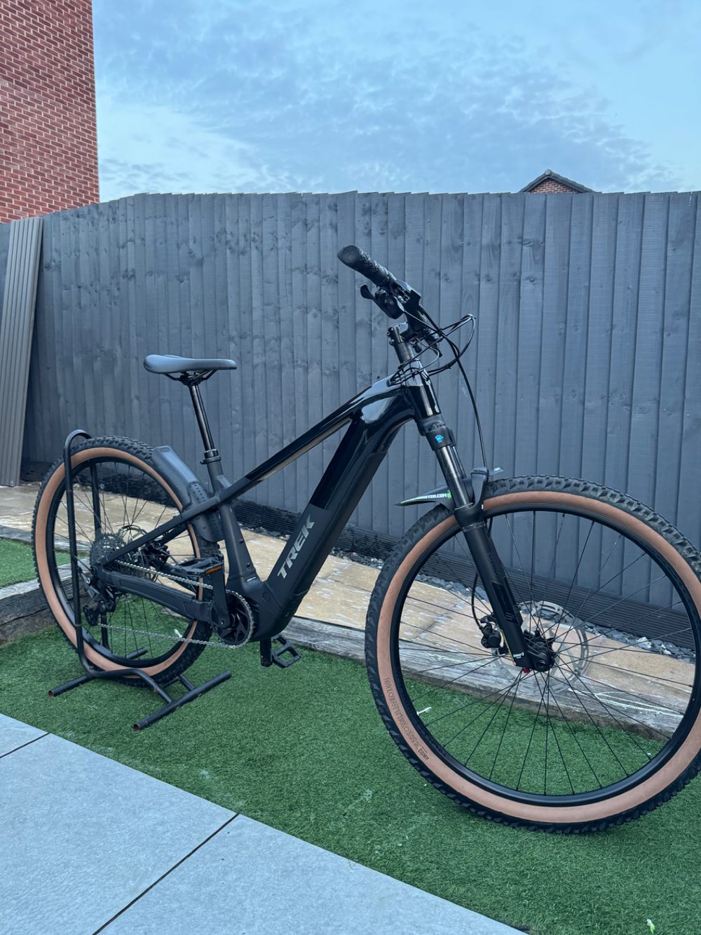 Trek Powerfly 5 Dark Prismatic Trek 2024