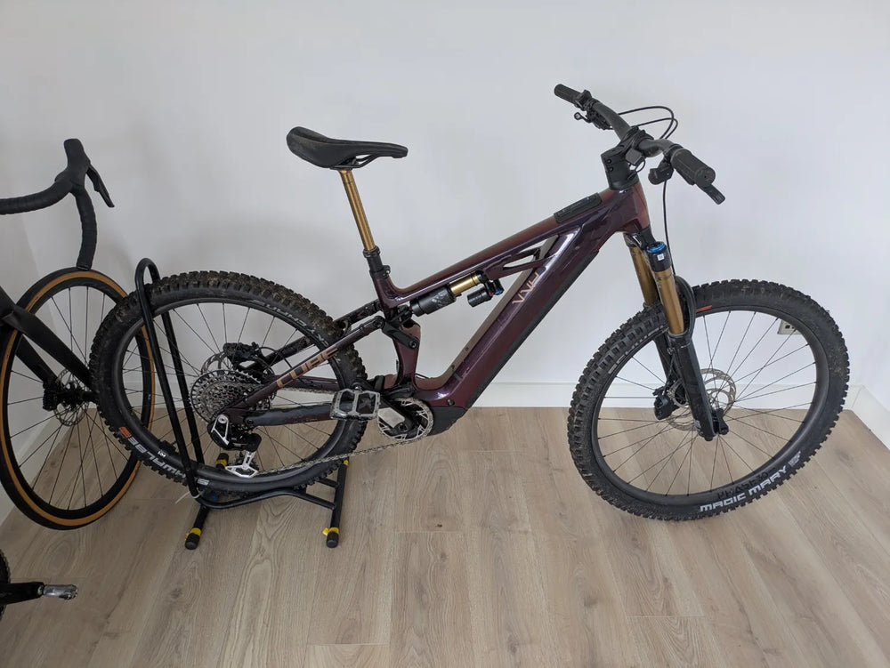 Cube Stereo Hybrid One77 HPC, Slt 2025