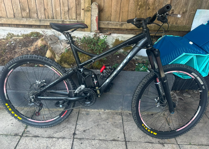 Giant Reign 2 2013