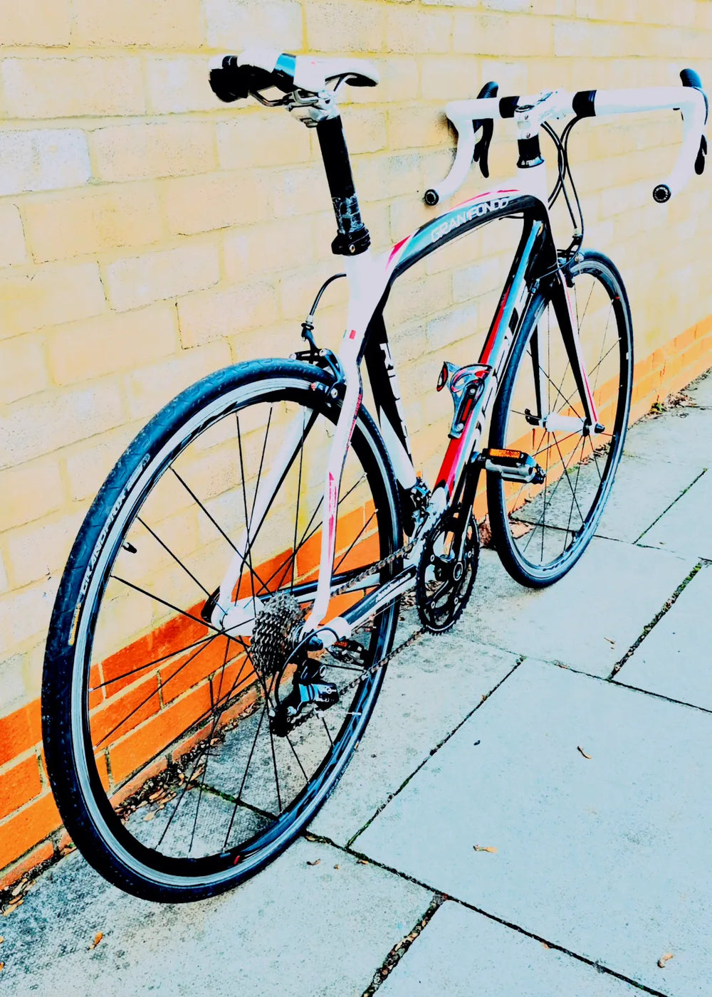 RIBBLE GRAN FONDO CAMPONOLO VELOCE GROUPSET FULL CARBON ROAD BIKE 56CM"22 LG FRAME RIBBLE DEABACCIAI GRAN FONDO FULL CARBON ROAD BIKE 56CM inches22 FRAME  2017