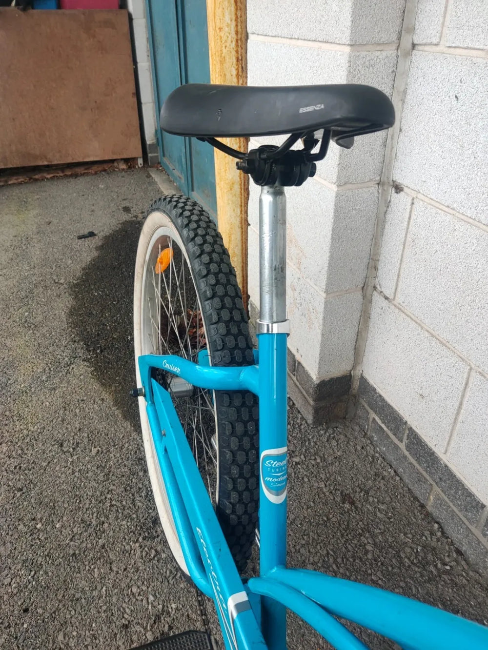 Electra Beach Cruiser Bike - 17 inches frame
