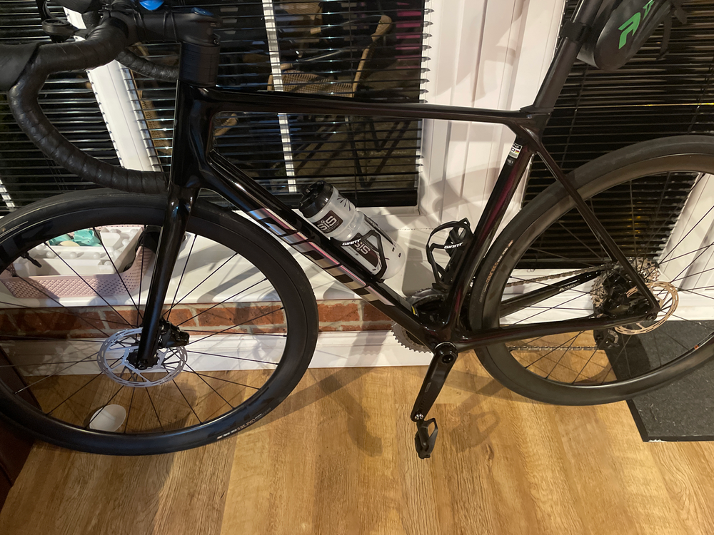 Giant TCR Advanced - Pro 1 AXS 2025