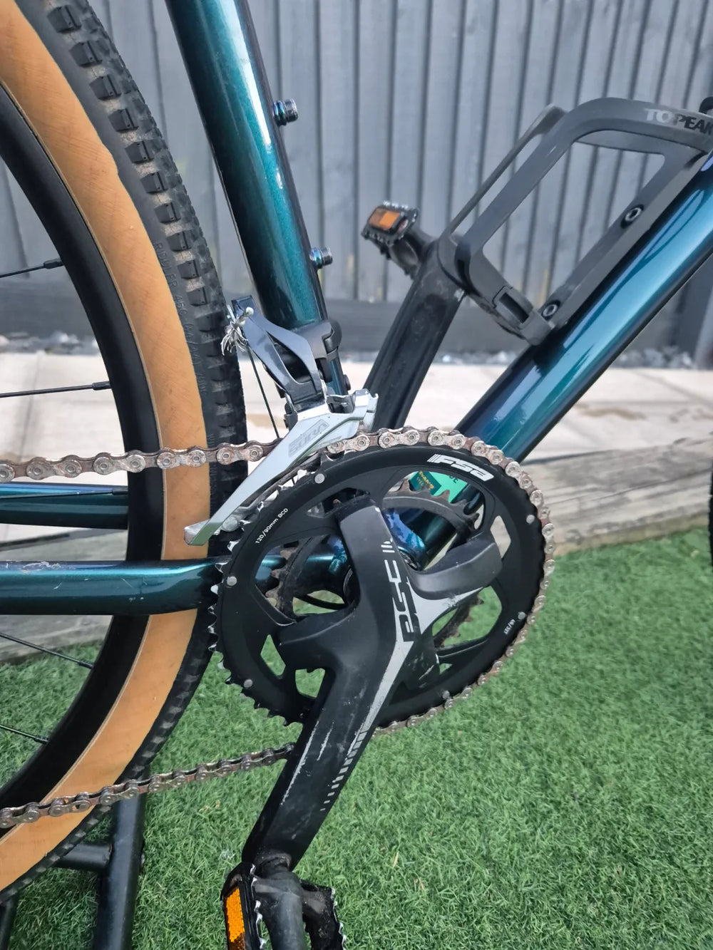 Pinnacle Arkose D1 2020