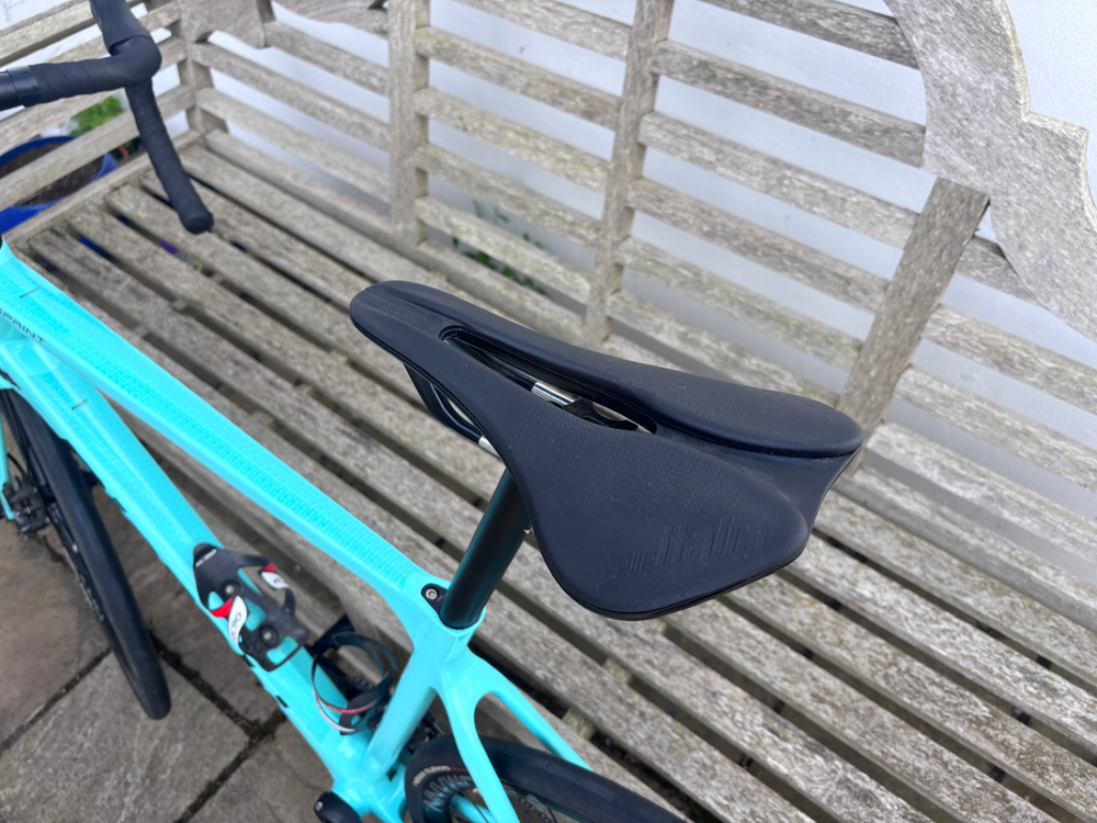 Bianchi Sprint - 105 Di2 2022