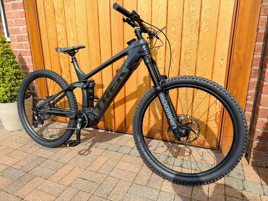 Trek RAIL 9.7 CARBON FULL SUSPENSION MOUNTAIN EBIKE **X-LARGE FRAME** 2023