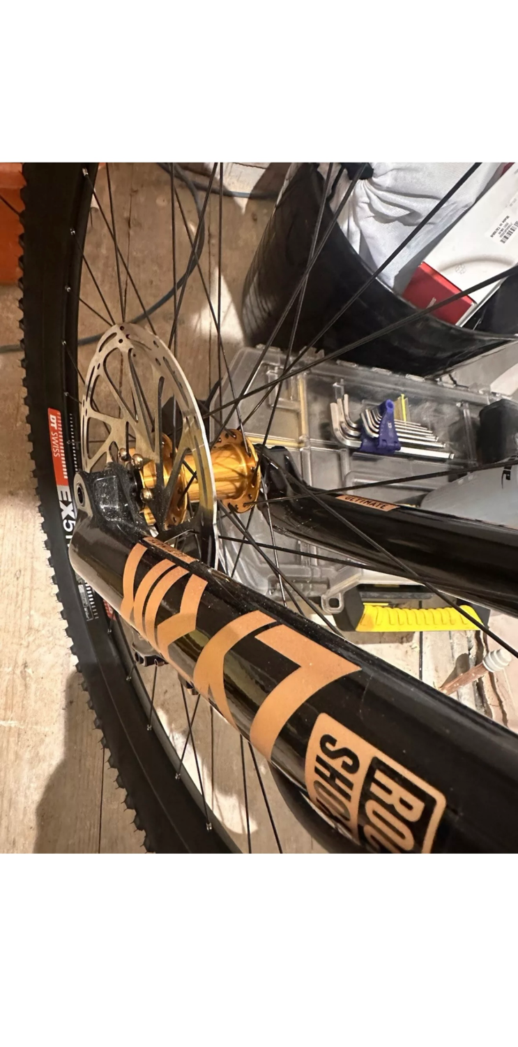 Santa Cruz Bronson X01 / Carbon CC / MX 2022