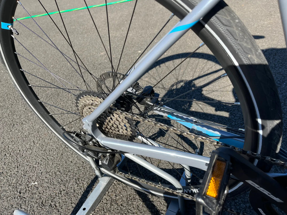 Boardman HYB 8 9e 2022