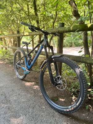 Mondraker Foxy Carbon RR 29er Enduro 2022