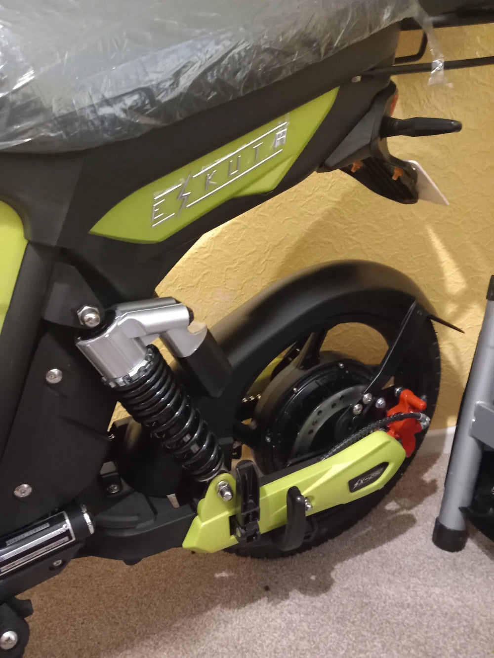 Eskuta SX-250 Series 4 2025