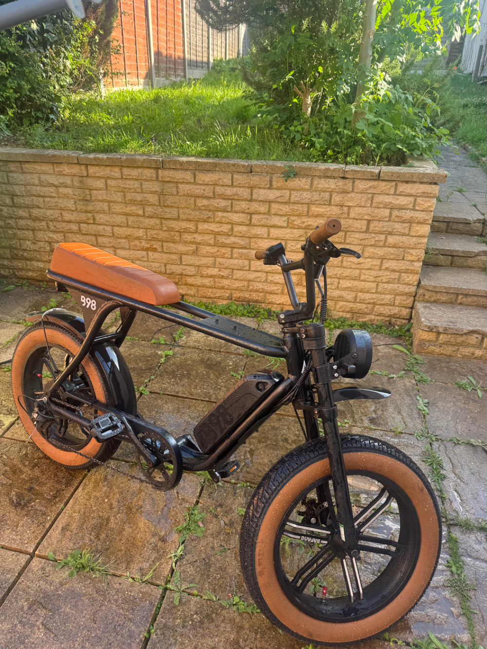 B98 B98 Electric Hybrid Bike - 20 inches Wheel 2025