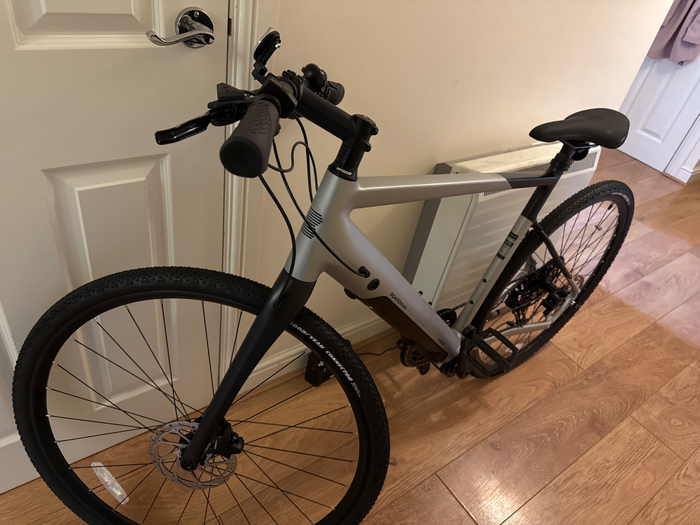 Boardman HYB 8.9e 2023