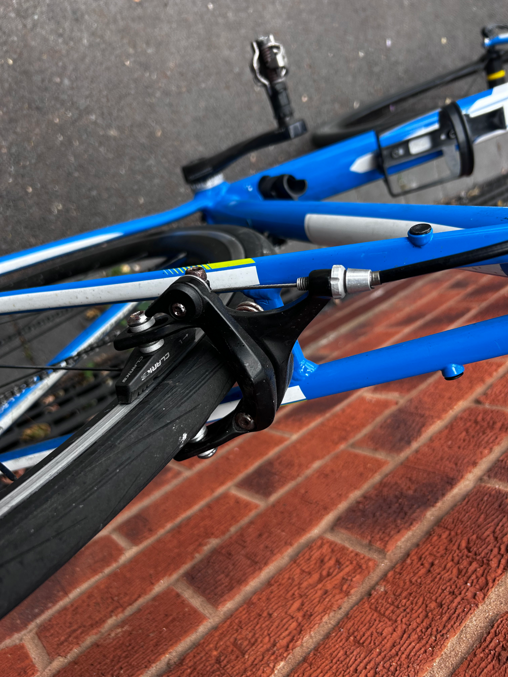 Giant Defy 3 2014