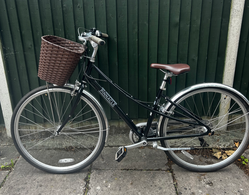 Pinnacle Californium 1 Women's Hybrid Bike 2023