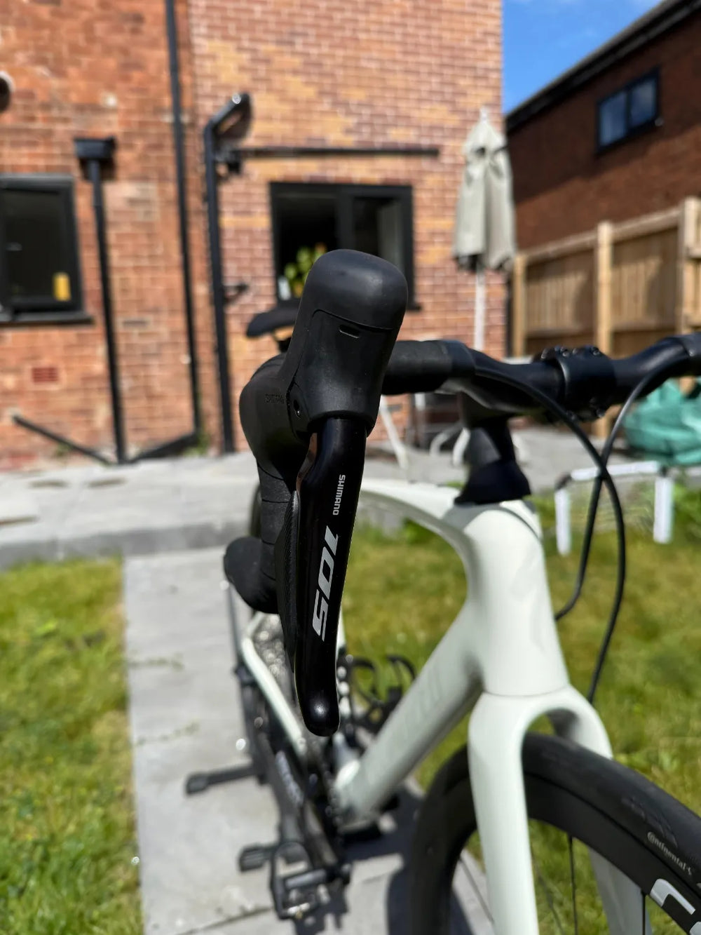Specialized Roubaix SL8 Sport 105 2024