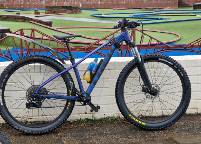 Trek Roscoe 6 2023