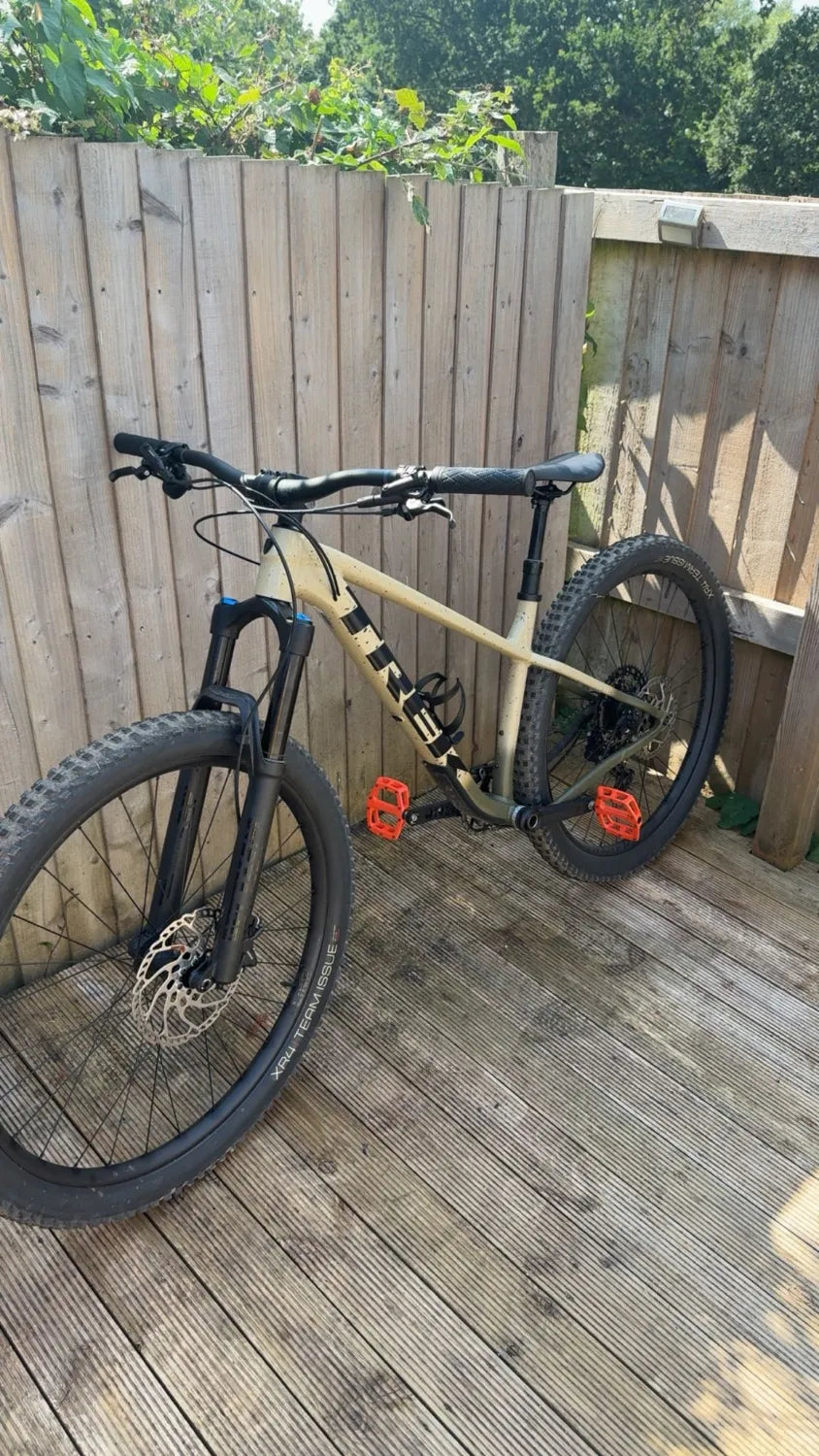Trek Roscoe 9 2023
