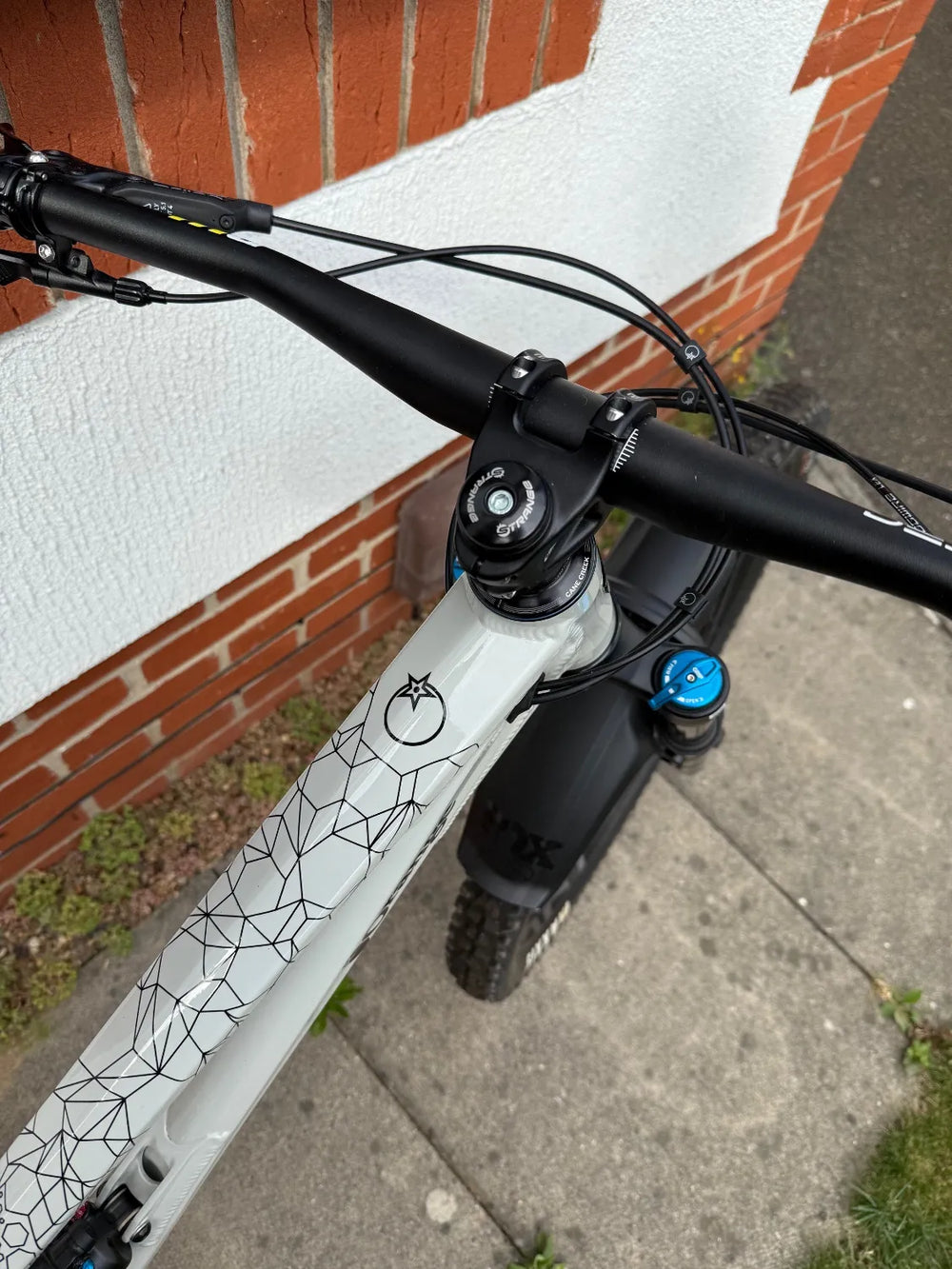 Orange Stage 6 Evo Pro 2023