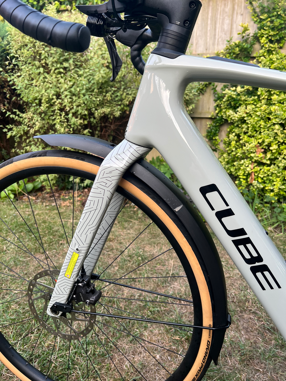Cube Nuroad Hybrid C:62 Race 400Wh 2026