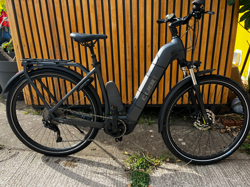 Cube Kathmandu Hybrid One 500 2022
