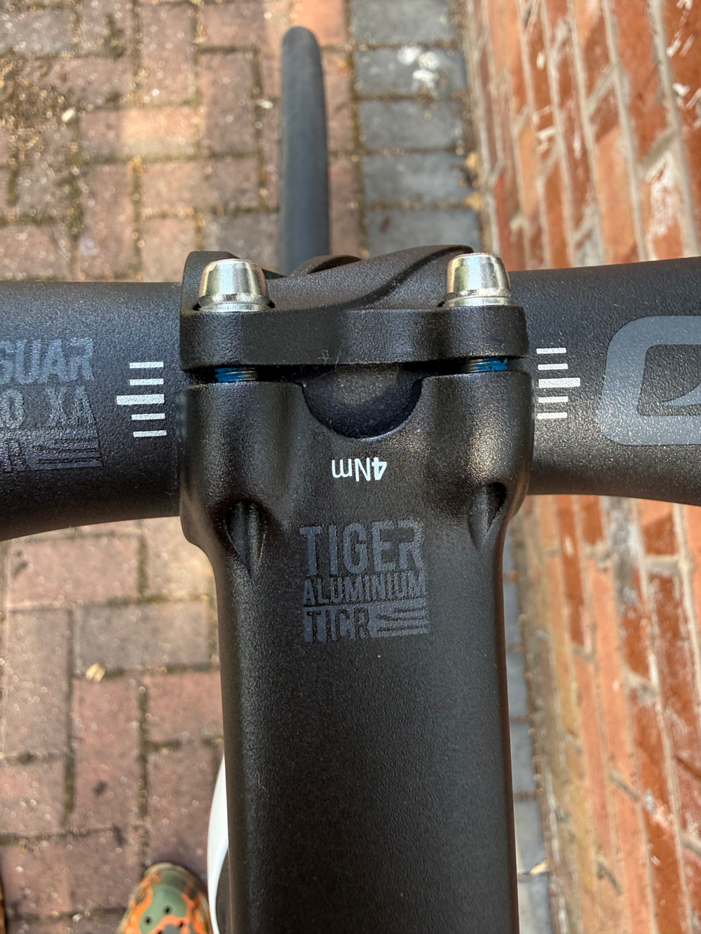Pinarello X1 With 105 12 Speed and Shimano Wheels 2026