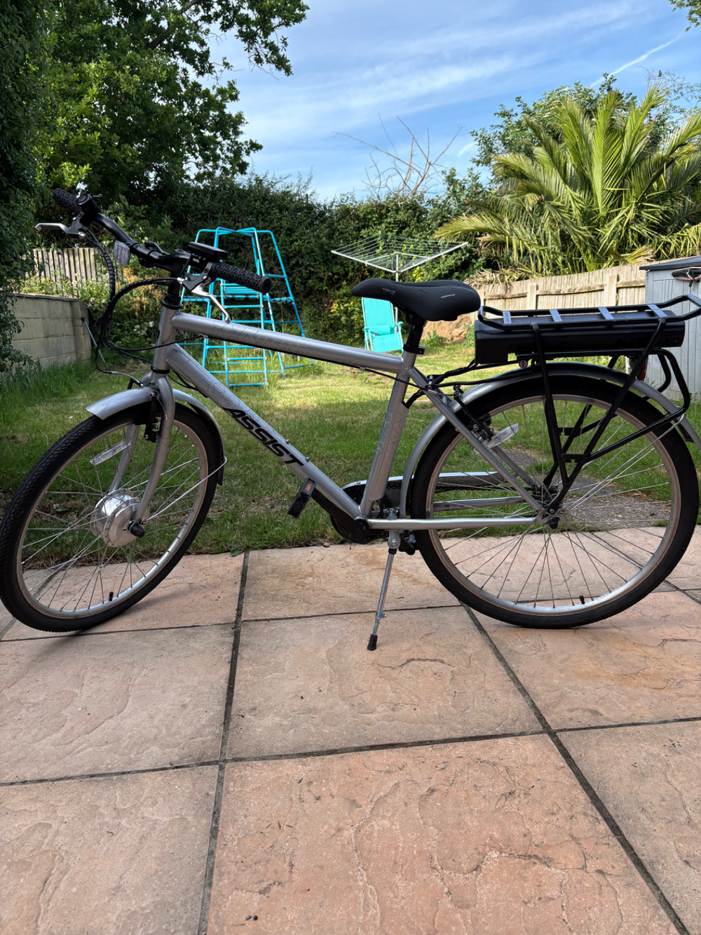 Assist Crossbar Hybrid Electric  2021