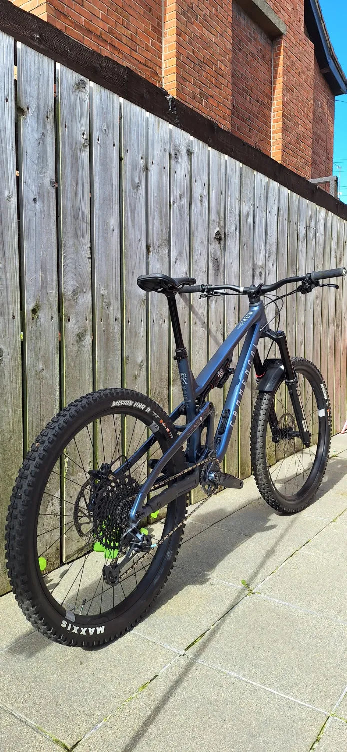 Commencal META SX V5 RACE 2023