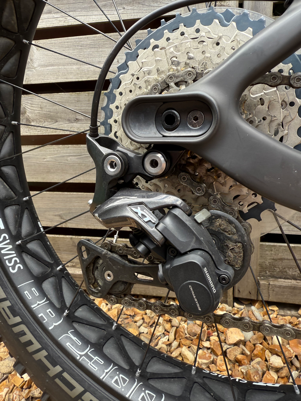 Canyon Dude CF 9 2018