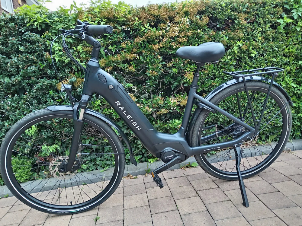 Raleigh Motus Grand Tour Hub Gear Low Step 2022