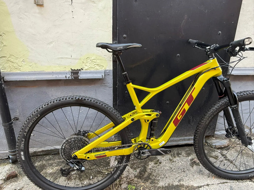 GT Sensor Carbon Elite 2020