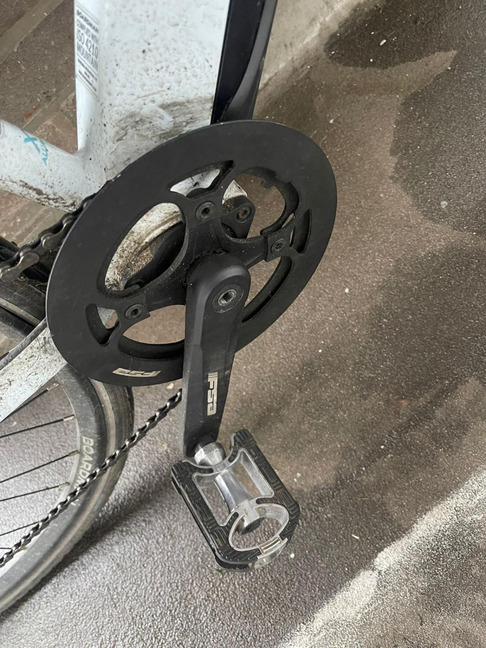 Boardman HYB 8.9e 2023