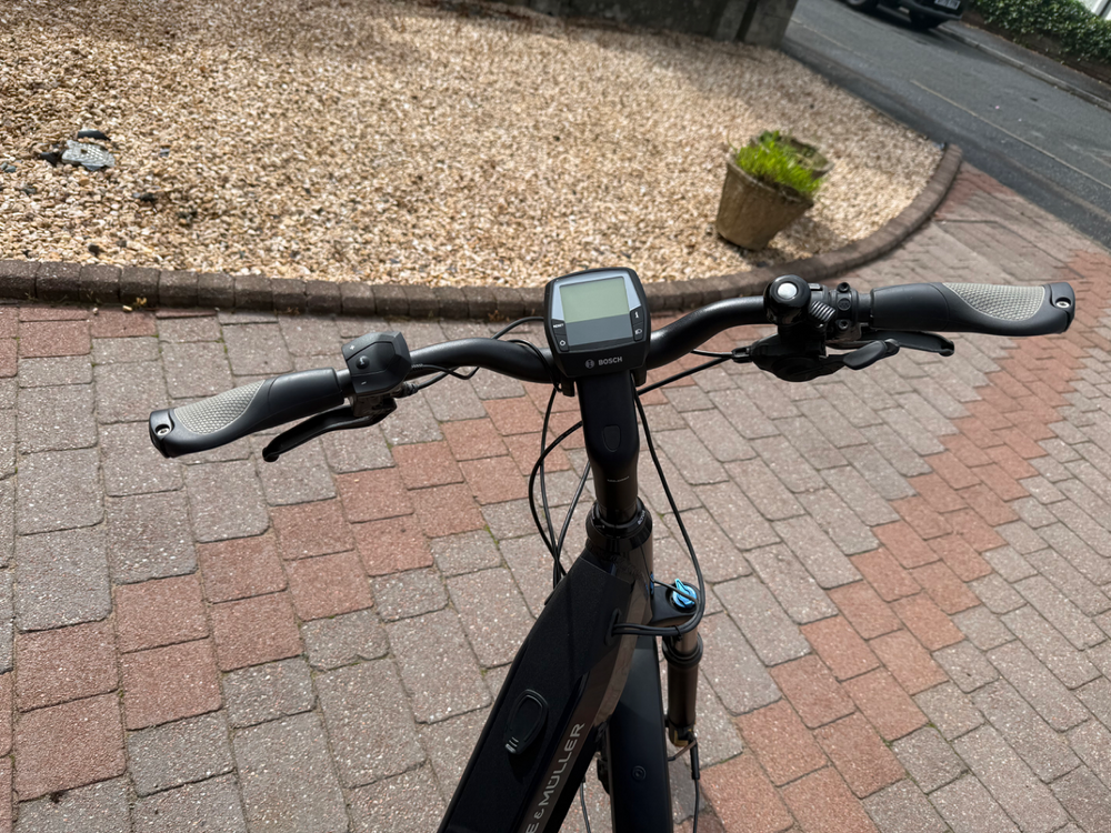Riese and Muller Nevo Touring 2020
