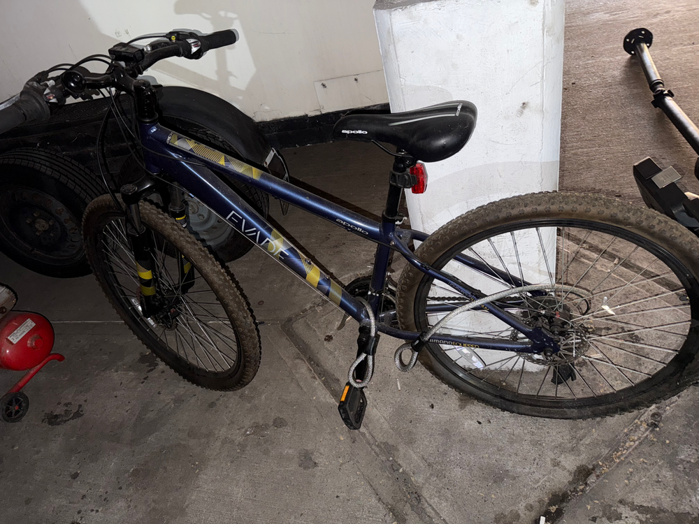 Apollo Evade Mens Mountain Bike 2023