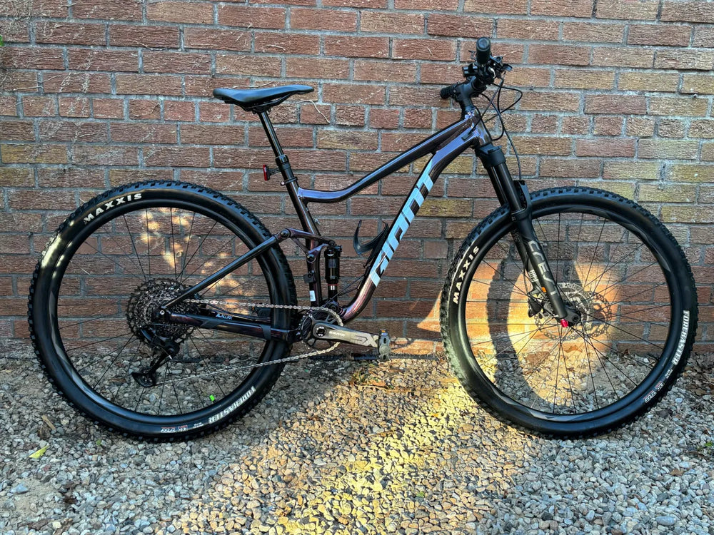 Giant Stance 2022