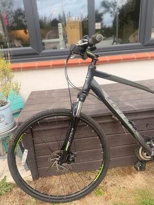 Carrera Crossfire 2 - MEDIUM18 INCH FRAME 2017